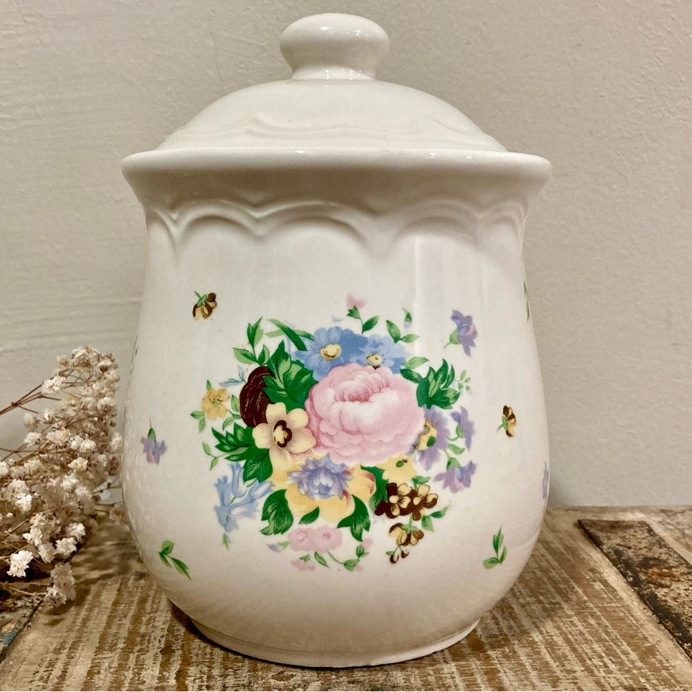 8” Tall Vintage Ceramic Canister Floral Kitchen Storage Cottagecore Flowers